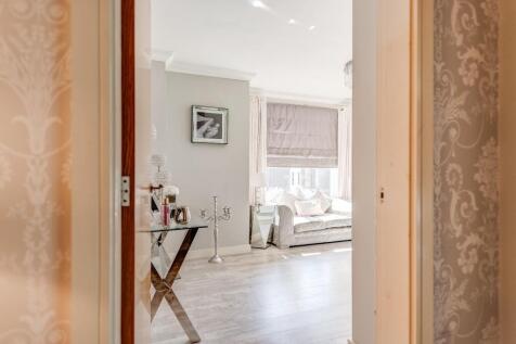 1ScholesLane(Interior)(4of32).jpg