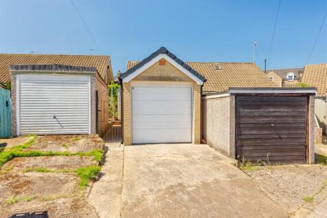 7BrackenHill(Exterior)(9of10).jpg