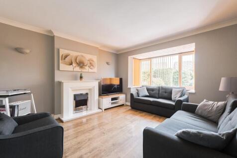25OldHouseClose(Interior)(1of17).jpg