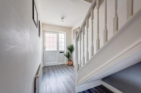 25OldHouseClose(Interior)(7of17).jpg
