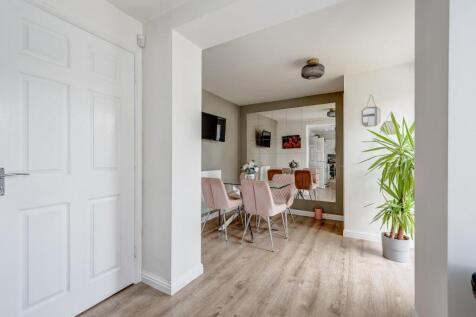 35FountainsCrescent(Interior)(7of28).jpg