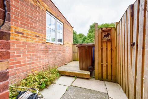 15CoultasAvenue(Exterior)-9.jpg