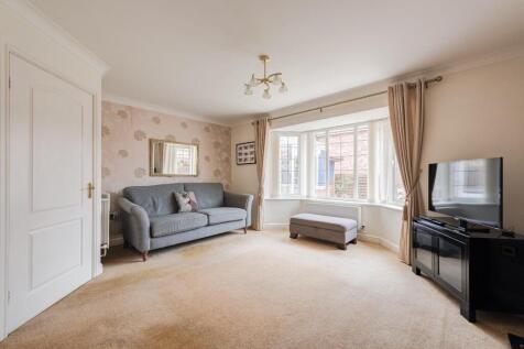 6NewtonVale(Interior)-6.jpg