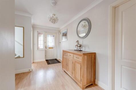 6NewtonVale(Interior)-1.jpg