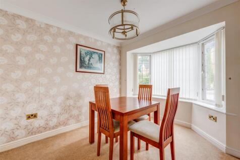 6NewtonVale(Interior)-4.jpg