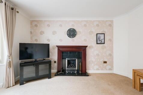 6NewtonVale(Interior)-7.jpg