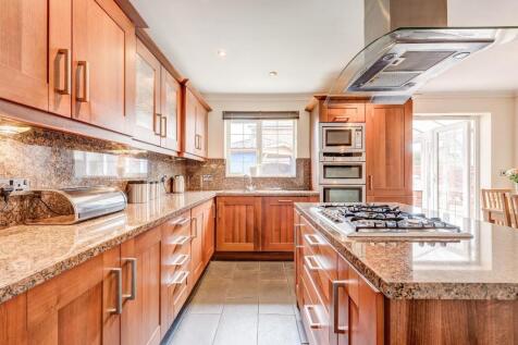 6NewtonVale(Interior)-12.jpg