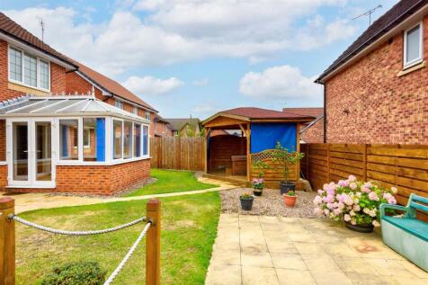 6NewtonVale(Exterior)-4.jpg