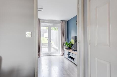 49CaldersCrescent(Interior)-6.jpg