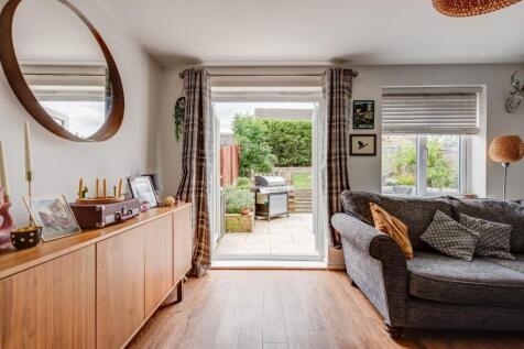 51CaldersCrescent(Interior)-10.jpg
