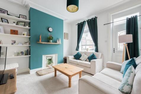 19PortseaRoad(Interior)-1.jpg