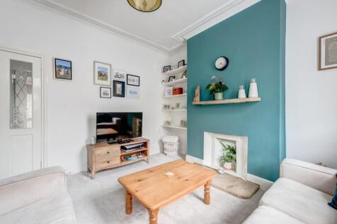19PortseaRoad(Interior)-3.jpg