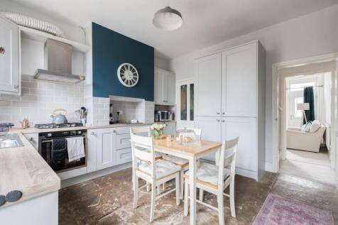 19PortseaRoad(Interior)-5.jpg