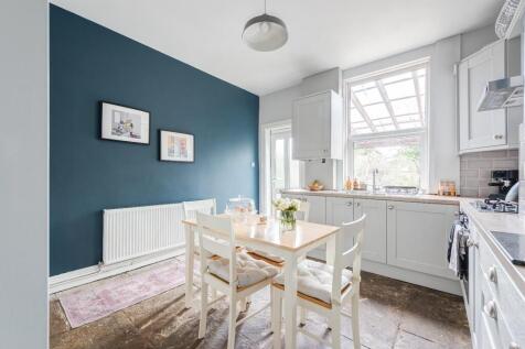 19PortseaRoad(Interior)-6.jpg