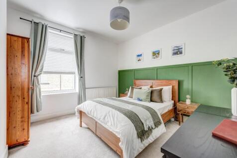 19PortseaRoad(Interior)-9.jpg