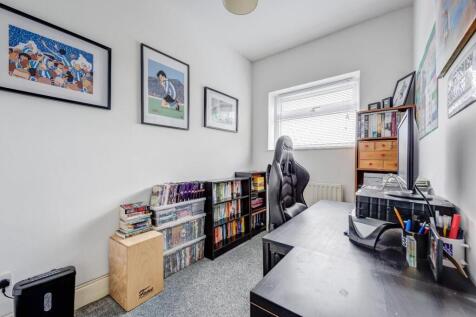 19PortseaRoad(Interior)-15.jpg
