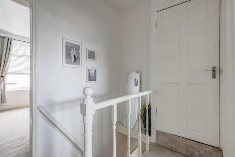 19PortseaRoad(Interior)-17.jpg