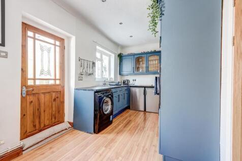 25ManorRoad(Interior)(10of26).jpg
