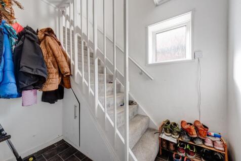4GrimsellClose(Interior)-8.jpg