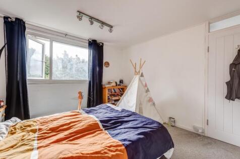 4GrimsellClose(Interior)-13.jpg