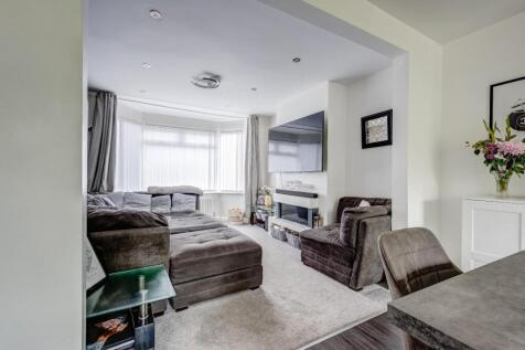 11RocherAve(Interior)-8.jpg