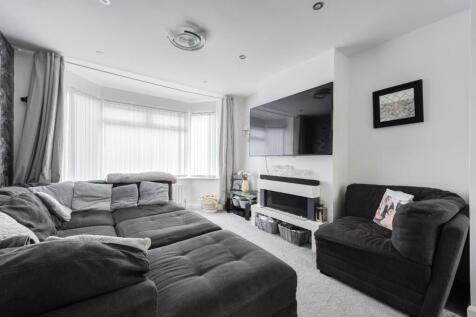 11RocherAve(Interior)-10.jpg