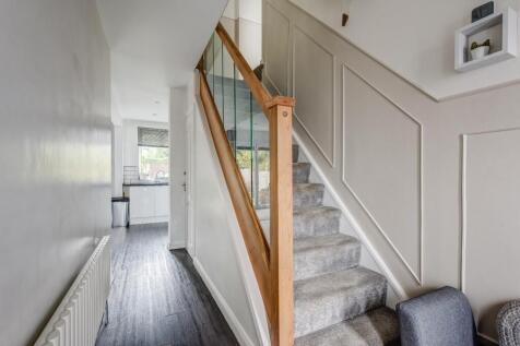 11RocherAve(Interior)-17.jpg