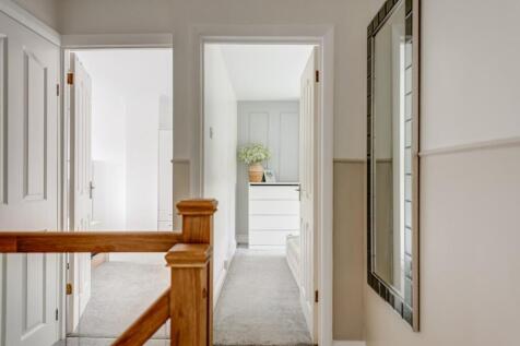 11RocherAve(Interior)-18.jpg