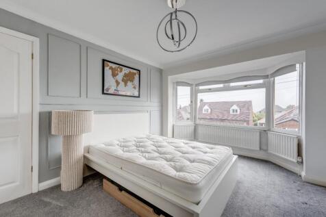 11RocherAve(Interior)-26.jpg