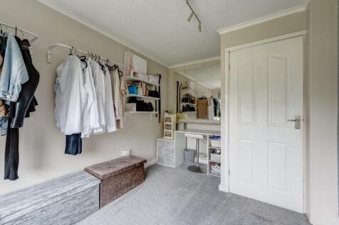 11RocherAve(Interior)-35.jpg
