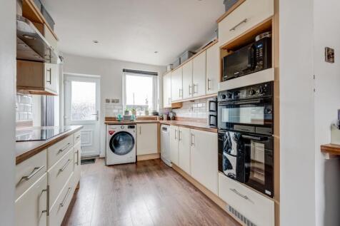 42MonterneyCrescent(Interior)-9.jpg