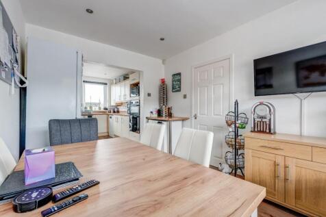 42MonterneyCrescent(Interior)-7.jpg