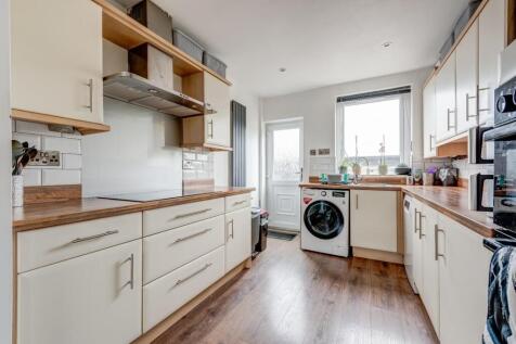 42MonterneyCrescent(Interior)-10.jpg