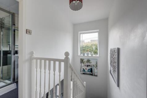 42MonterneyCrescent(Interior)-13.jpg