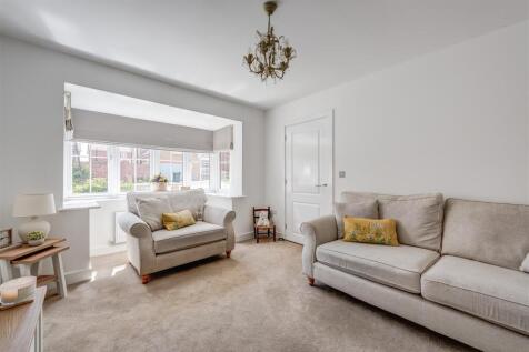 4RockinghamAvenue(Interior)-5.jpg