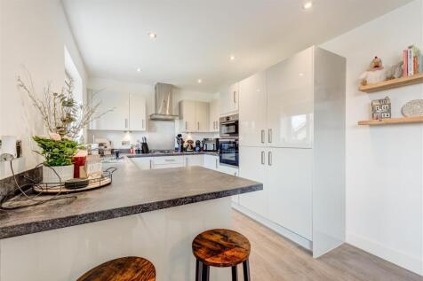 4RockinghamAvenue(Interior)-13.jpg
