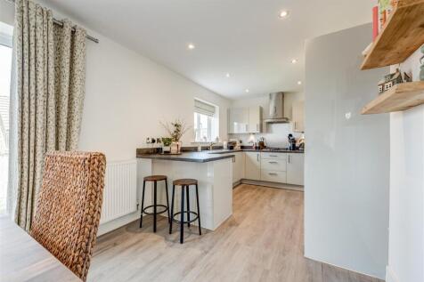 4RockinghamAvenue(Interior)-10.jpg