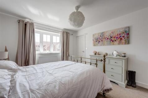 4RockinghamAvenue(Interior)-20.jpg