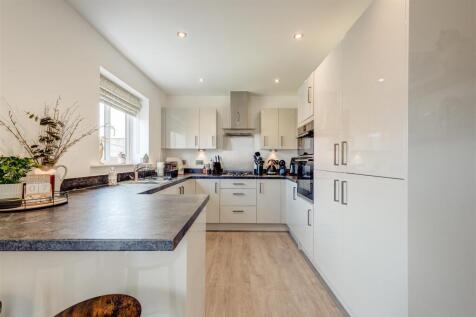4RockinghamAvenue(Interior)-14.jpg