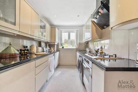 Moreton house