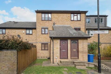 Hull Close