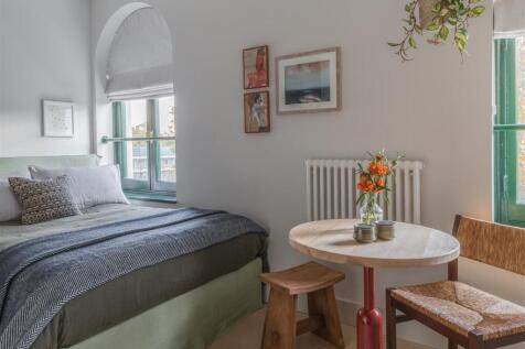 Fully furnished private studio