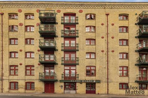 Globe Wharf