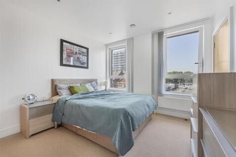 Harbourside Court