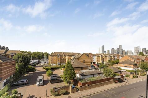 Harbourside Court