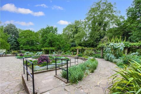 Southwark Park - The Ada Saltre Garden(1936).jpeg