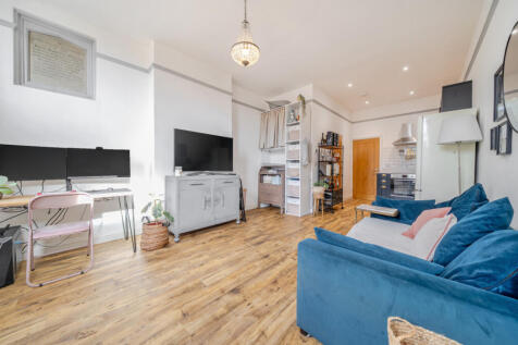 1372154-11-68ff71...