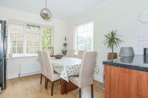 2 Orchard Mews_15.jpg