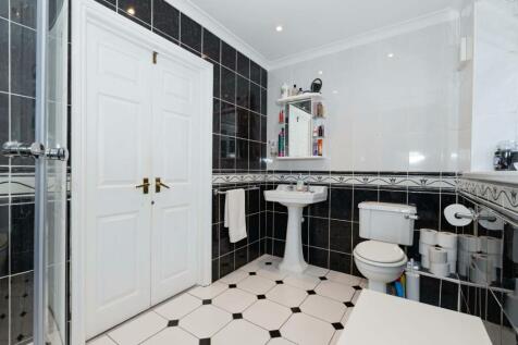 2 Orchard Mews_22.jpg