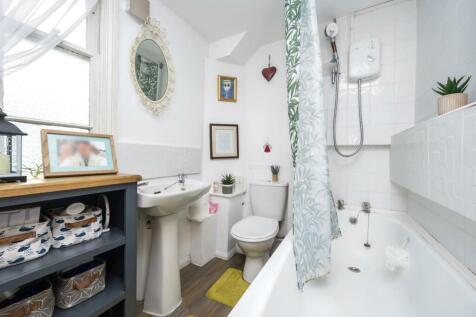 Clarendon Terrace, 4, Flat 1b-001.jpg